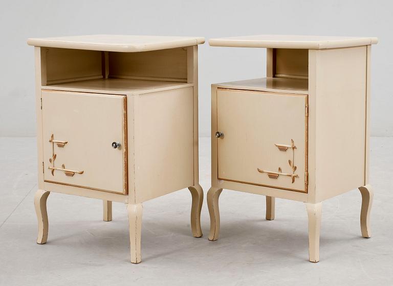 POTTSKÅP, ett par, 1950-tal.