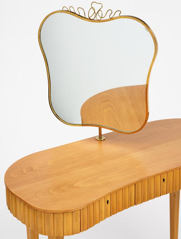 Einar Dahl, a vanity table with stool, cabinetmaker Hjalmar Wikström, for the Stockholm Crafts Association, ca 1939.