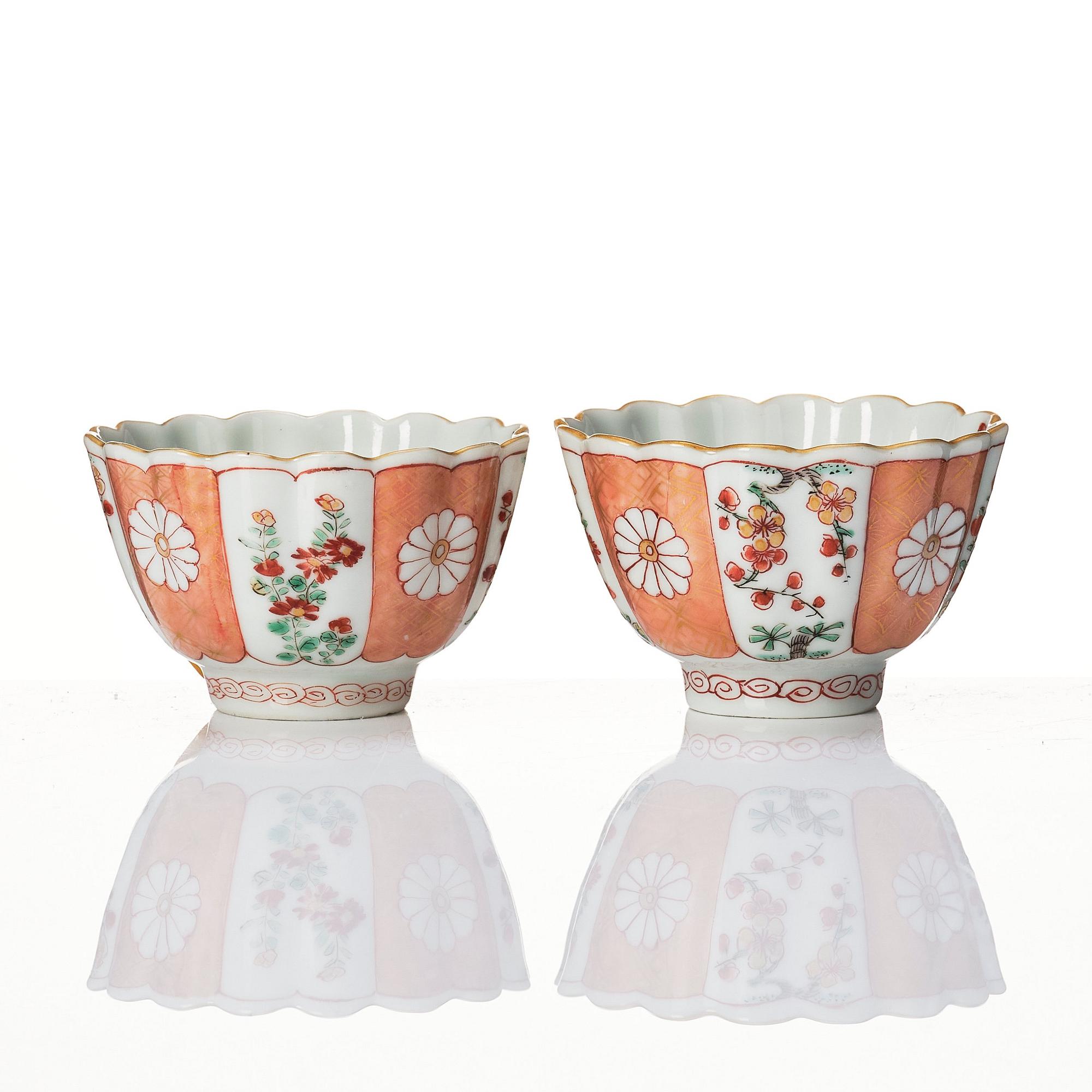 Koppar med fat, porslin. Qingdynastin, Kangxi (1662-1722).