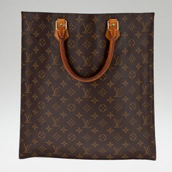 VÄSKA, "Sac Plat", Louis Vuitton.