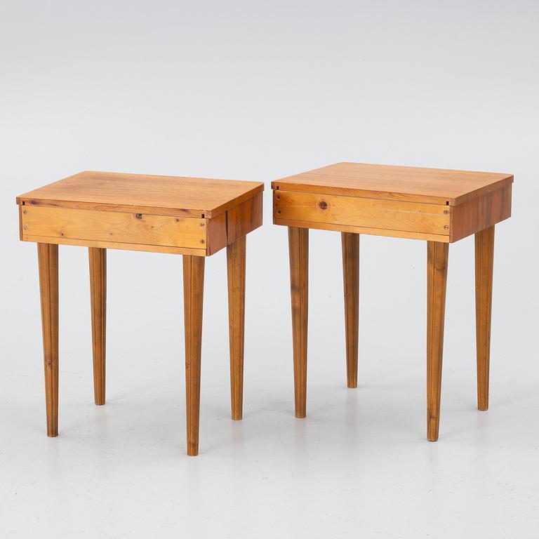 Bedside tables, a pair, Swedish Modern, 1940s.
