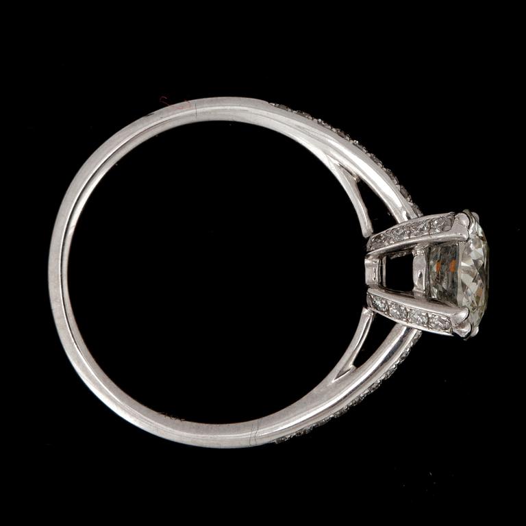 RING med briljantslipad diamant, ca 1.31 ct. Kvalitet ca M/ SI.