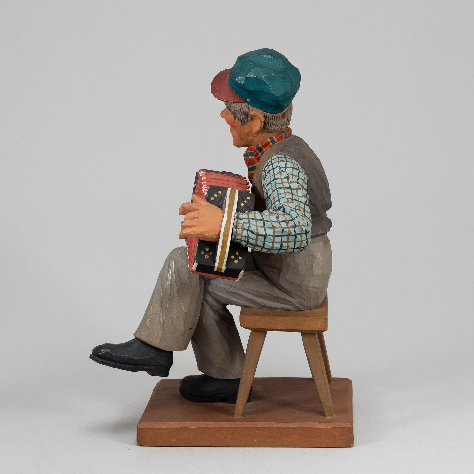HERMAN ROSELL, skulptur i trä, signerad och daterad 1940.