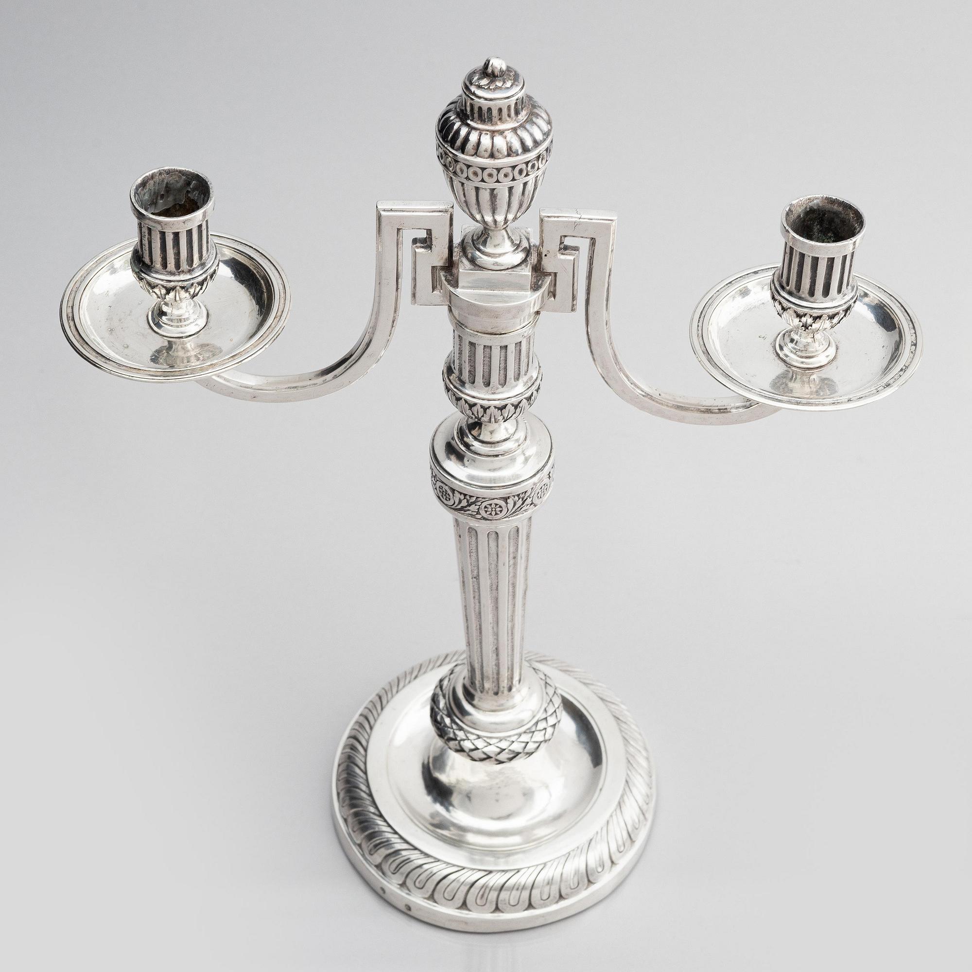 Kungliga kandelabrar, ett par, för två ljus, silver, Österrike, lgnaz Joseph Würth, Wien 1779, Louis XVI.