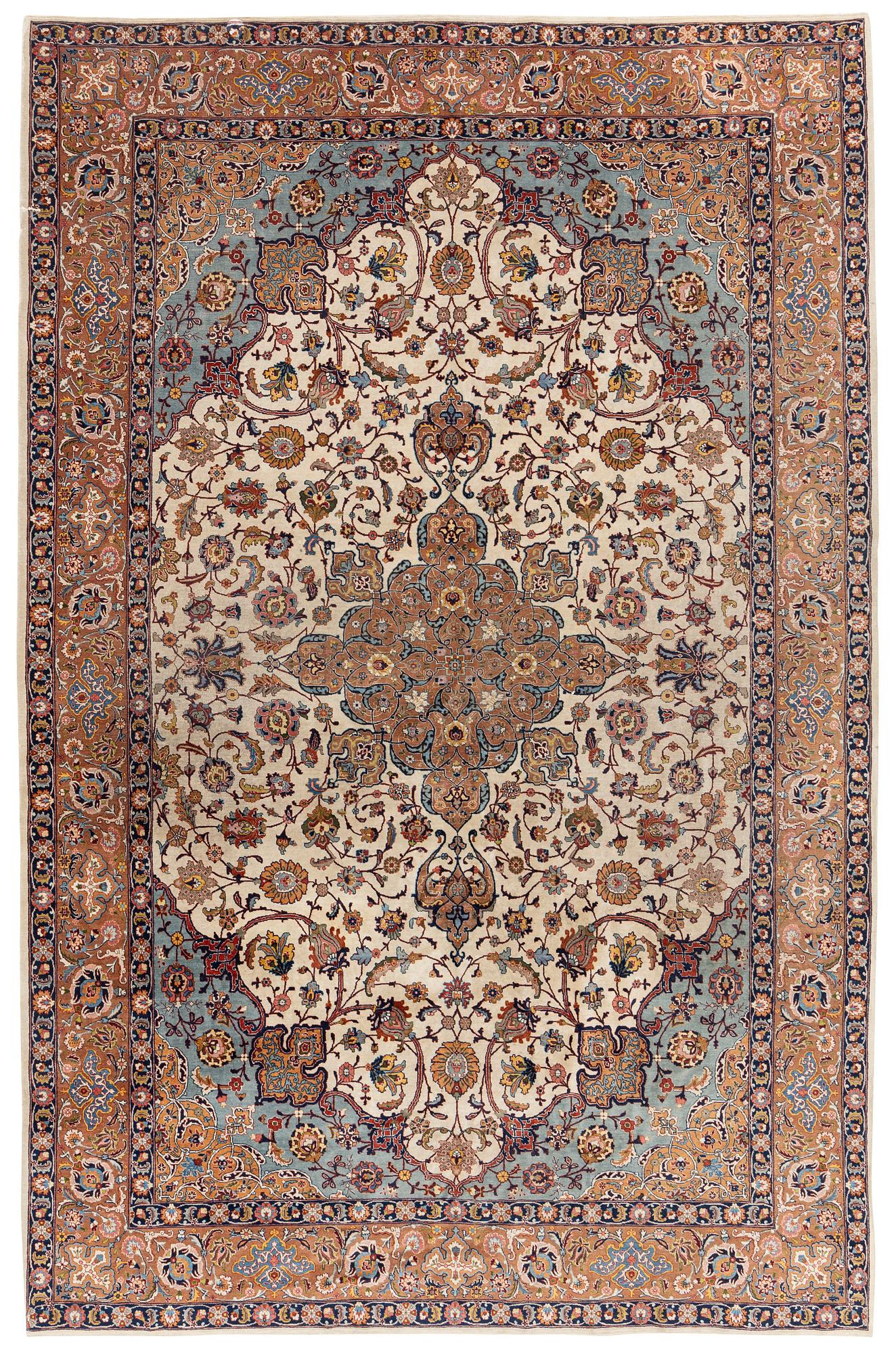 Matta, semiantik Täbris, ca 361 x 235 cm.