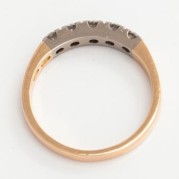 An 18K gold ring, with diamonds totalling approx. 0.30 ct.  Timanttiset, Helsinki.