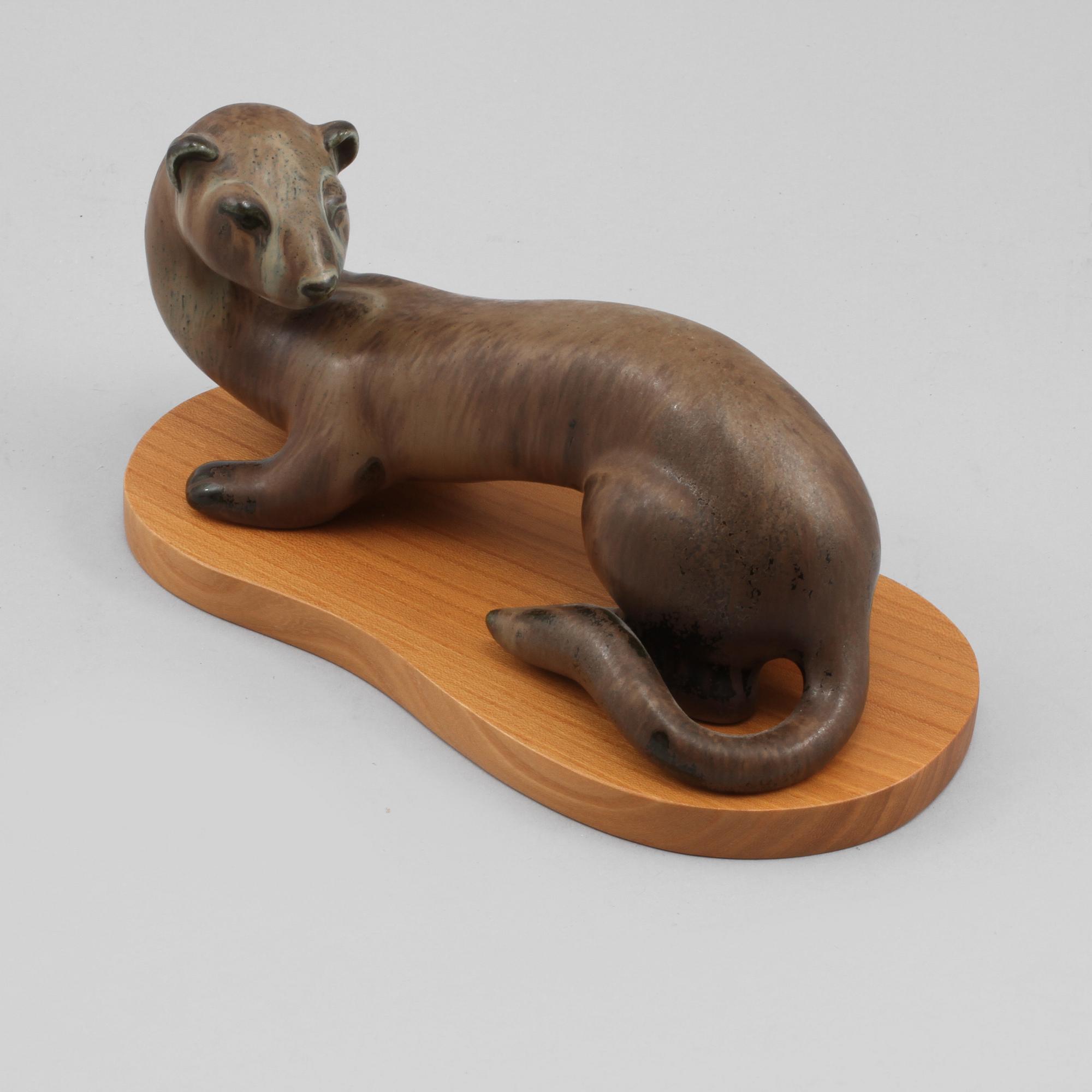 FIGURIN, stengods, Gunnar Nylund, Rörstrand, 1900-talets andra hälft.