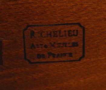 SKRIVBORD, gustaviansk stil, 1900-talets andra hälft.