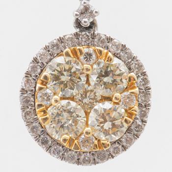 Earrings in 14K white and red gold with round brilliant-cut diamonds.