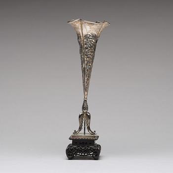 A Chinese silver vase, Shanghai, early 20th Century.