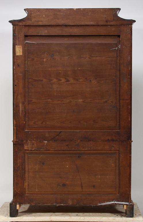 CHIFFONJÉ, nyrokoko/nyrenässans, 1800-talets slut. Danmark.