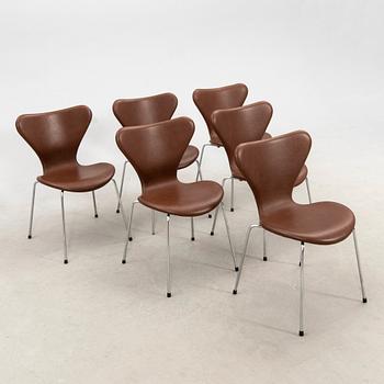 Arne Jacobsen, six "Series 7" chairs, Fritz Hansen, Denmark, late 20th century.