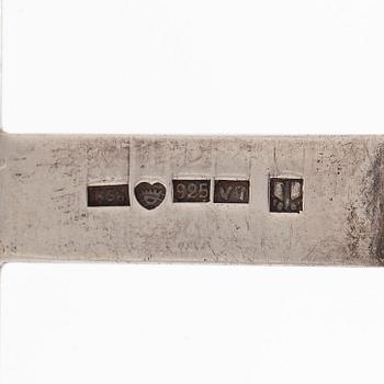 Mirjam Salminen, halssmycke, syntetisk spinell, silver.