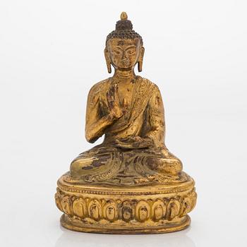 Skulptur, buddha, brännförgylld mässing, 1900-tal.