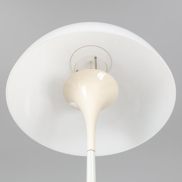VERNER PANTON, golvlampa, "Pantella", Louis Poulsen, Danmark.
