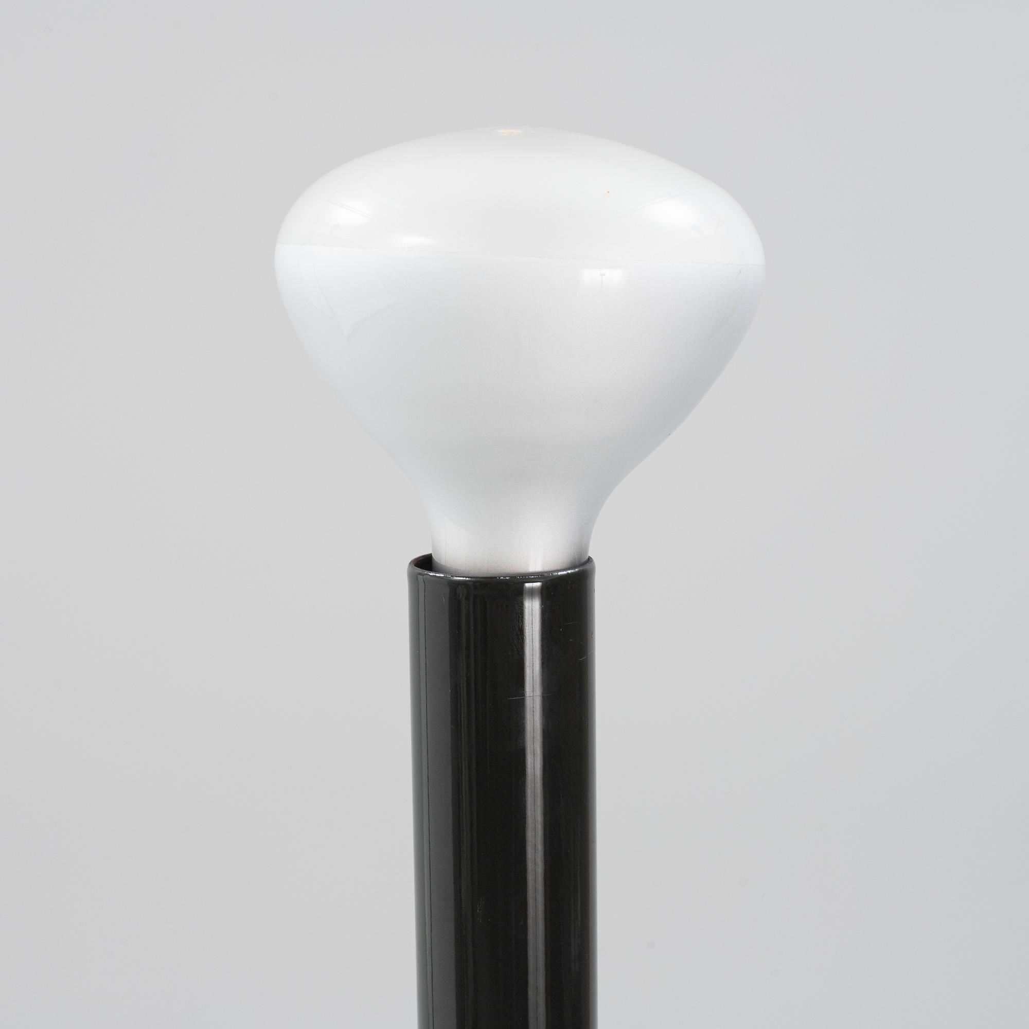 Achille & Pier Giacomo Castiglioni, golvlampa, "Luminator", Flos, formgiven 1954.