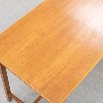 Josef Frank, a pair of tables, model 1106, Svenskt Tenn, before 1985.