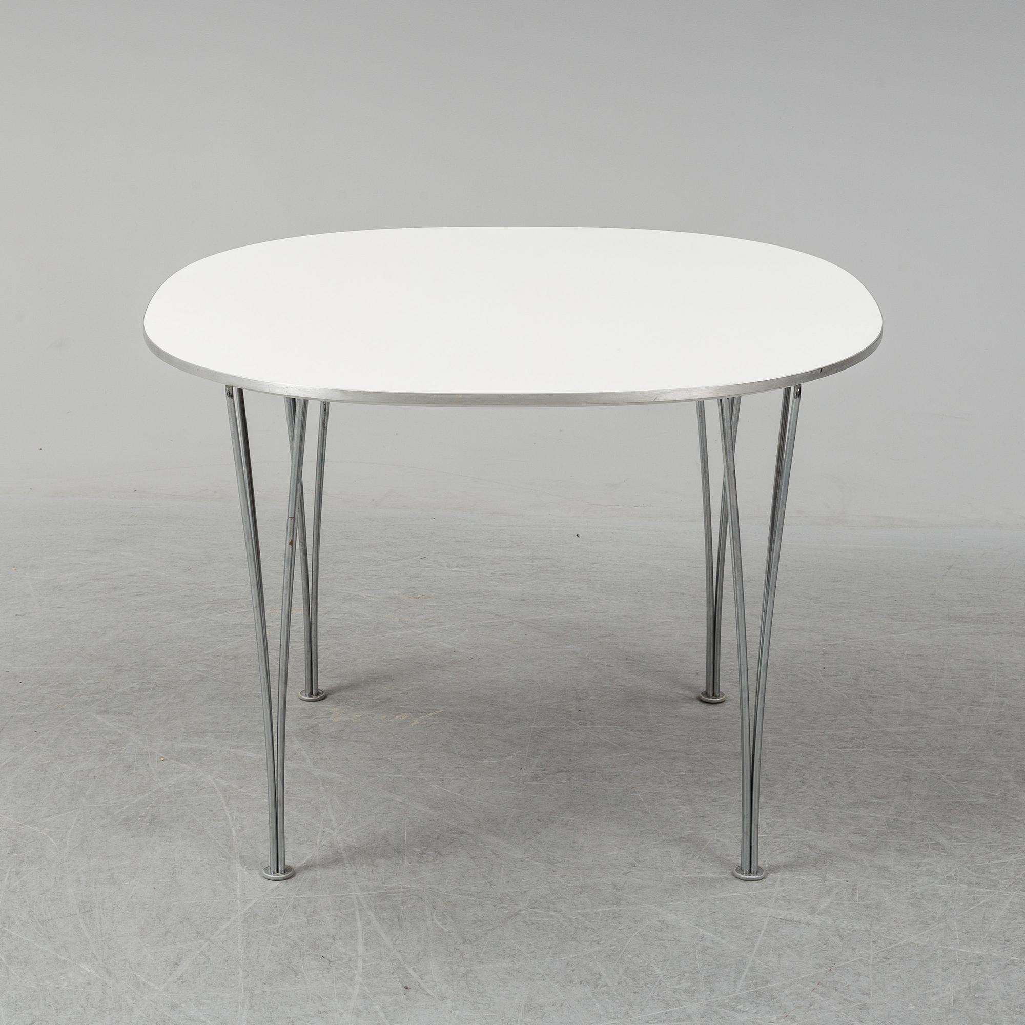 BRUNO MATHSSON & PIET HEIN, bord "Supercirkel", Fritz Hansen, daterat 2003.