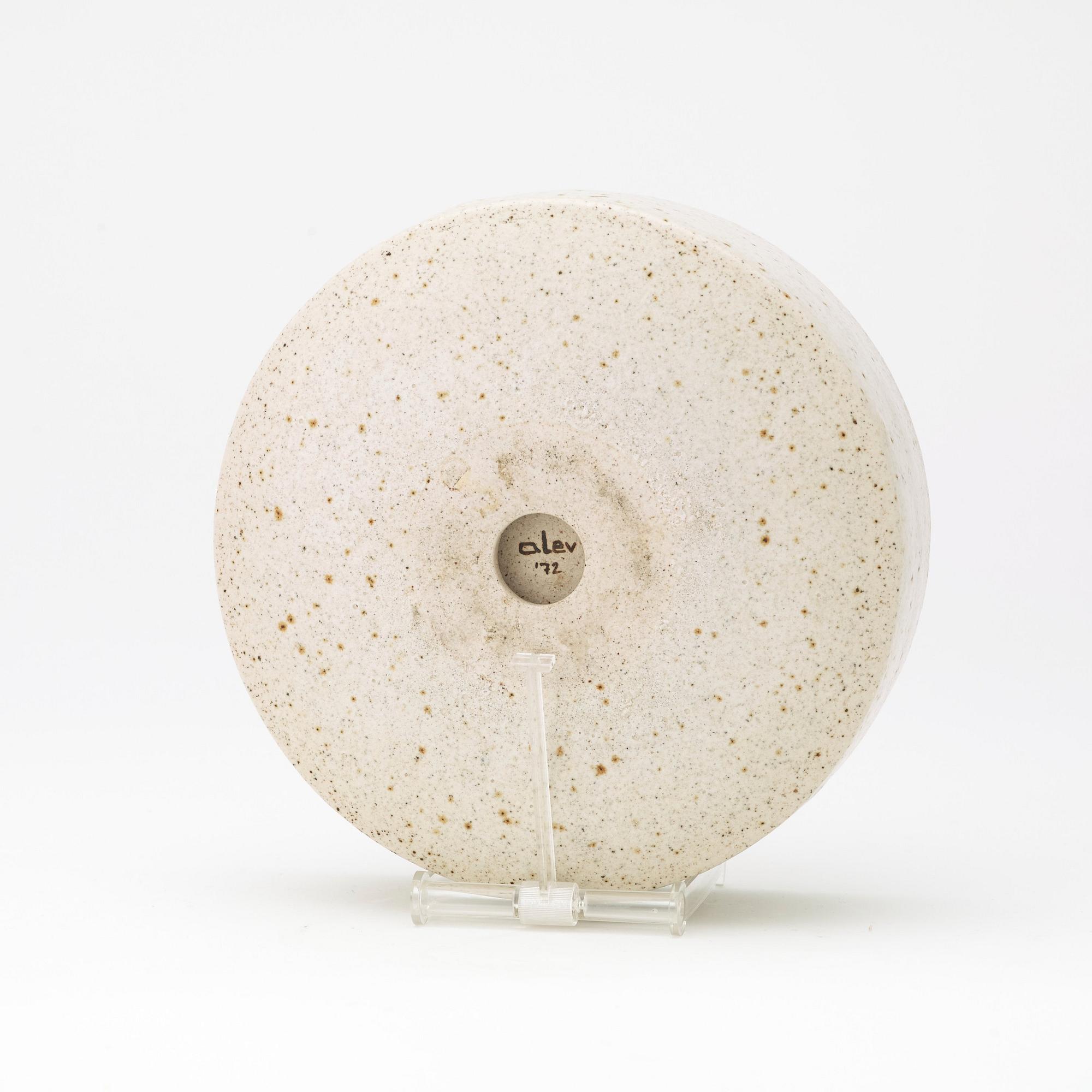 Alev Ebüzziya Siesbye, a stoneware bowl, Denmark 1972.