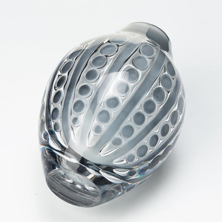 Edvin Öhrström, an "Ariel" glass vase, Orrefors, Sweden 1960.