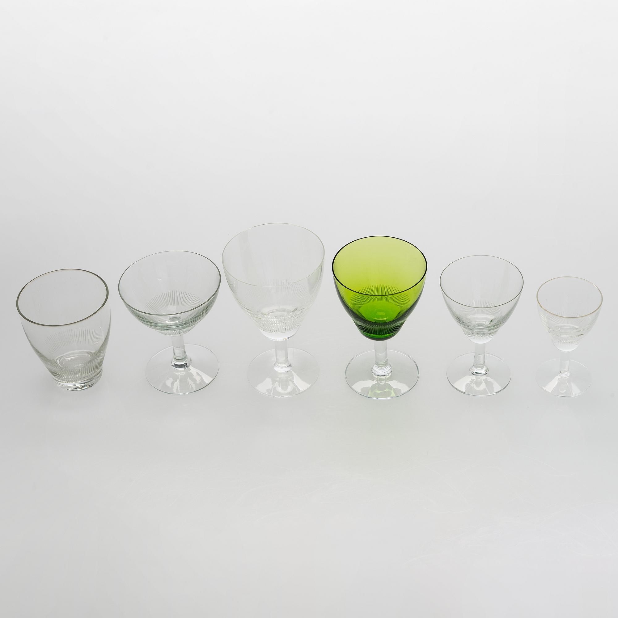 Kaj Franck, glasservis, 70 delar, "Fennia" Nuutajärvi Notsjö. Formgiven 1951.