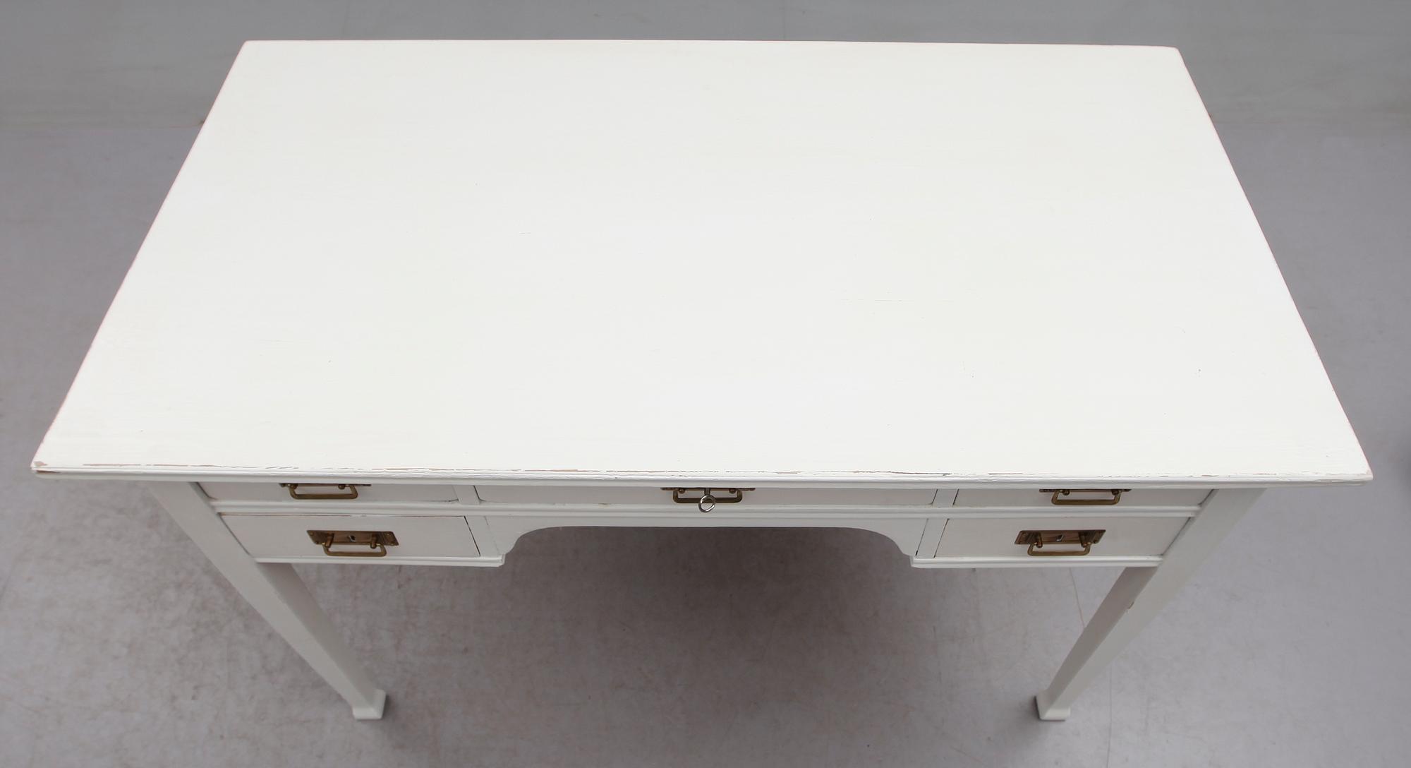 SKRIVBORD, 1900-talets första hälft.