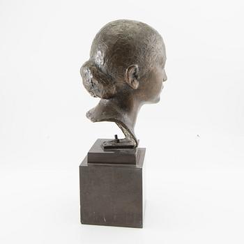 Marcel Damboise, Sculpture of a woman's head.