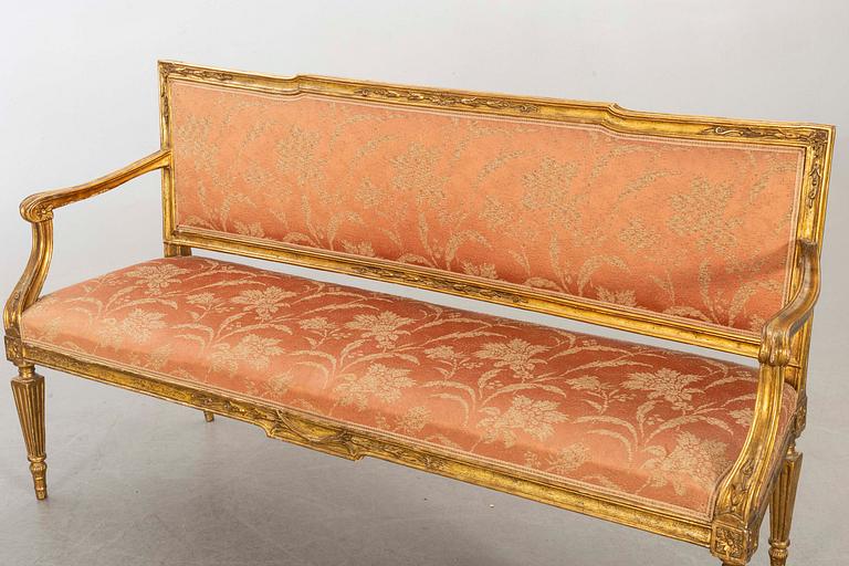 SOFFA Louis XVI omkring 1800.