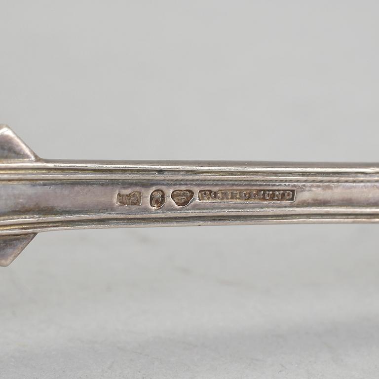 PARTI SILVERBESTICK, 18 delar, 1800-/1900-tal. Total vikt ca 1492 gram, vikt inkl kniv med metallblad.
