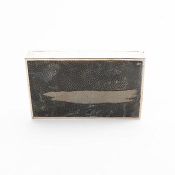 A Swedish 20th century silver cigarette case mark of CG Hallberg Stockholm 1926.