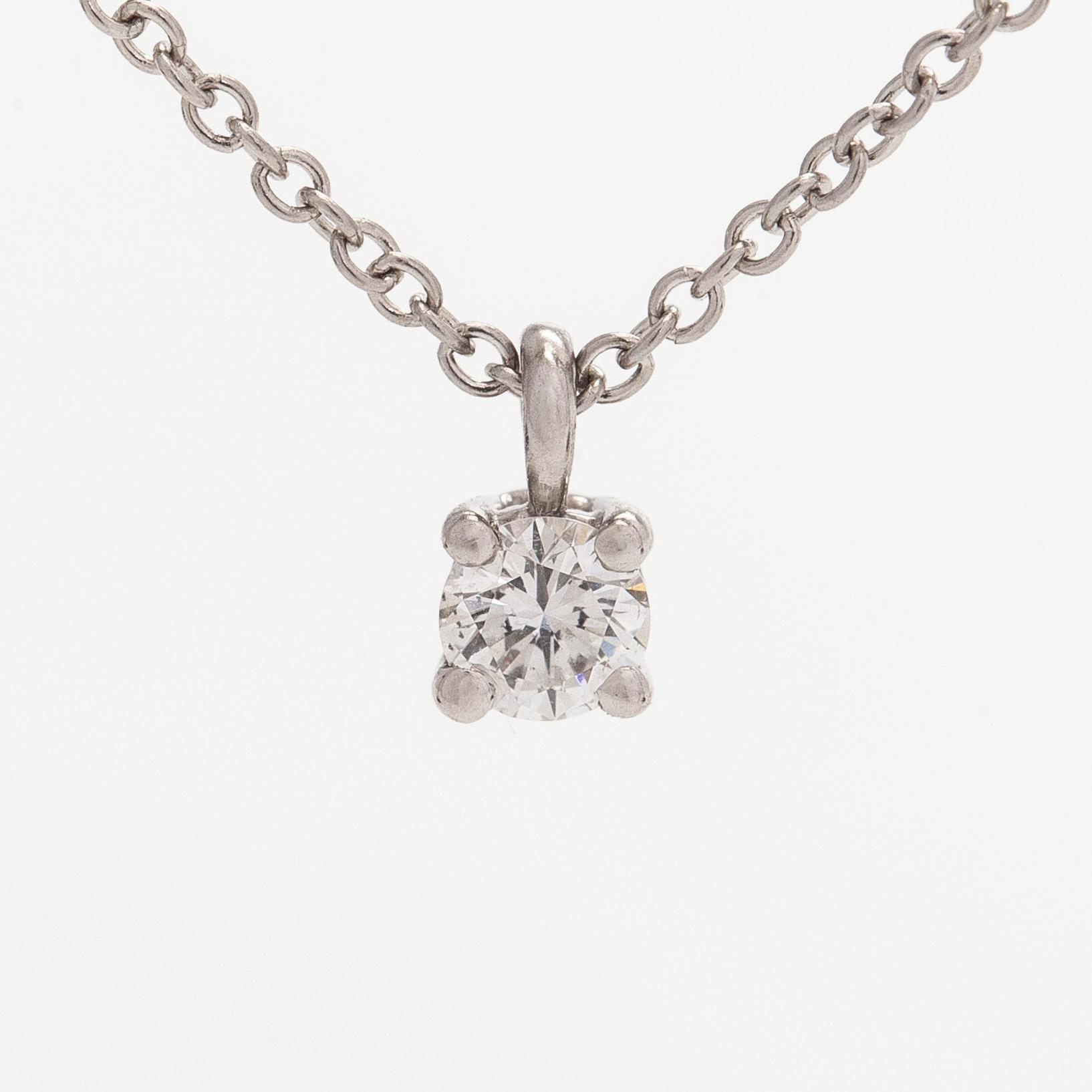 Tiffany & Co, kaulakoru / riipus ja ketju, platinaa, briljanttihionta timantti.
