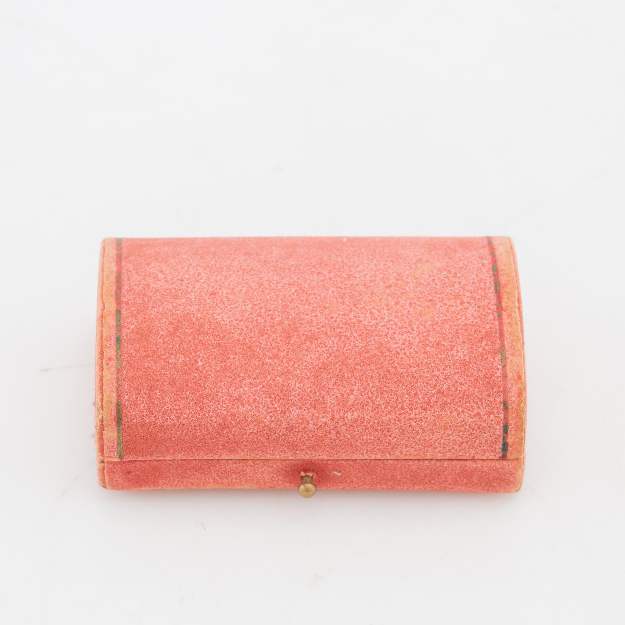 Earrings, a pair of 950 platinum set with old-cut diamonds.