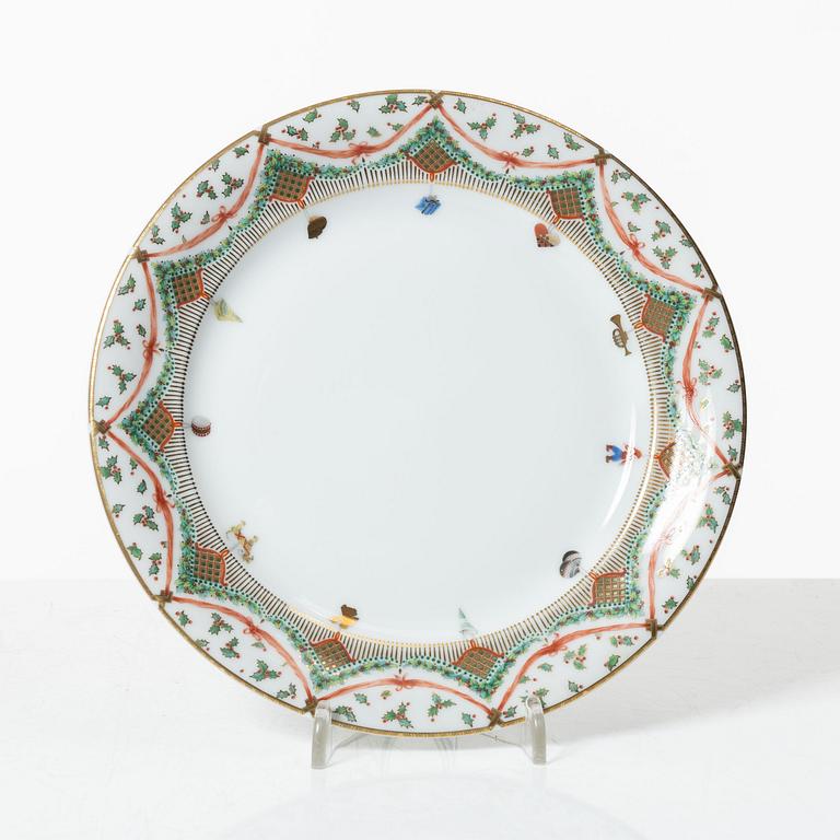 Royal Copenhagen, a porcelain dinner service, "Christmas Joy" (68 pieces).