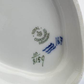 MAT- och KAFFESERVIS, 129 delar, porslin, "Blå Blomst", Royal Copenhagen, 1900-talets andra hälft.