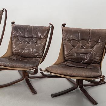 SIGURD RESSEL, four easy chairs and glas top coffee table "Falcon", Vatne Möbler Norway 1970's.