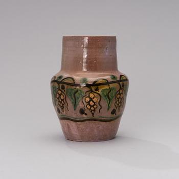 ELIN JUSELIUS,  A CERAMIC VASE. Signed EJ 1916.