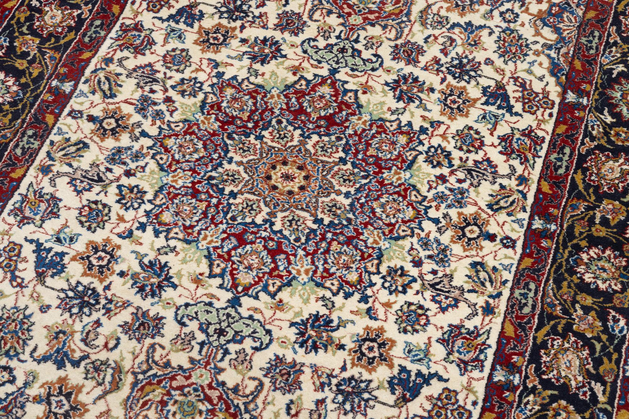Rug, Kirman, approx. 191 x 126 cm.