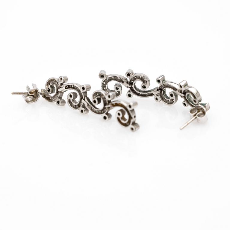 Earrings, a pair, white gold and brilliant-cut diamonds.