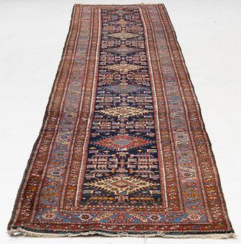 Gallery carpet, Karadja, semi-antique, circa 1930-1940, approximately 440 x 95 cm.