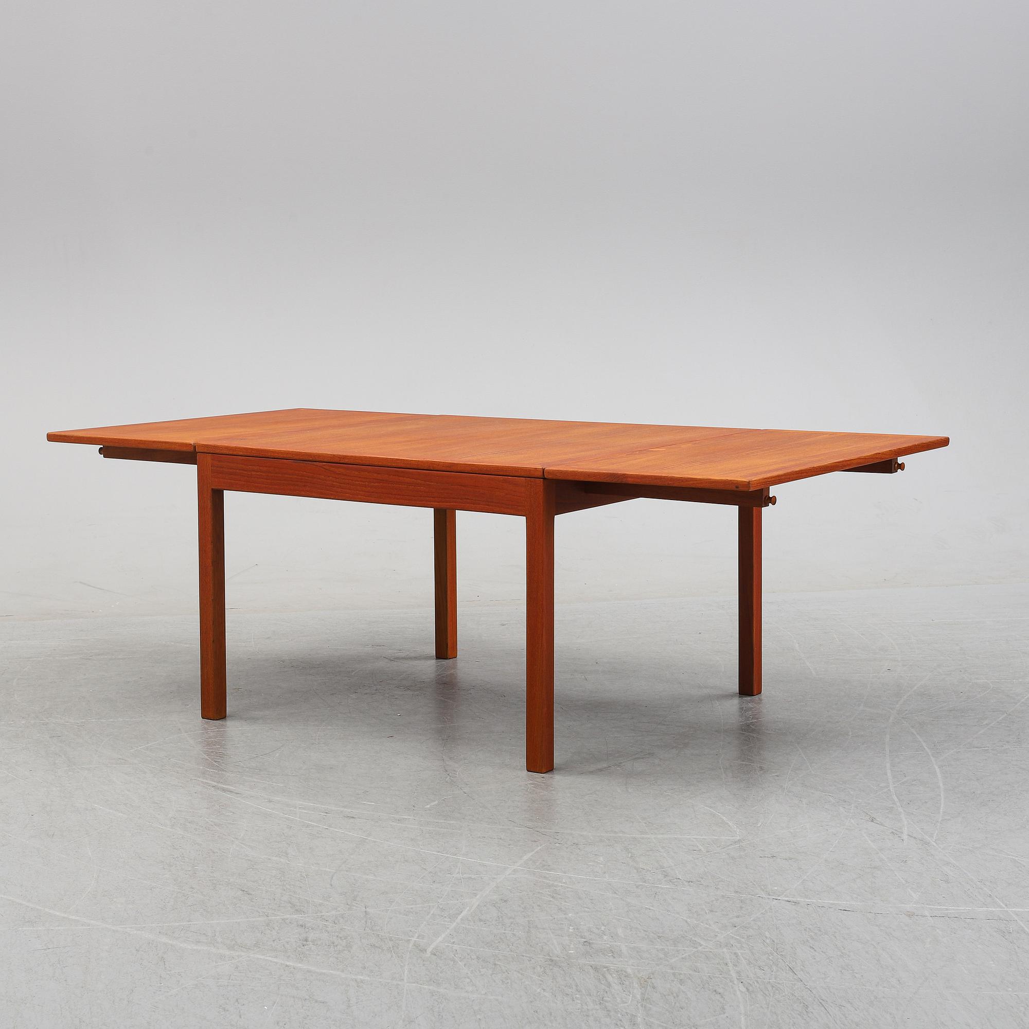 Børge Mogensen, a model 5362 coffee table for Fredericia Stolefabrik, Denmark.
