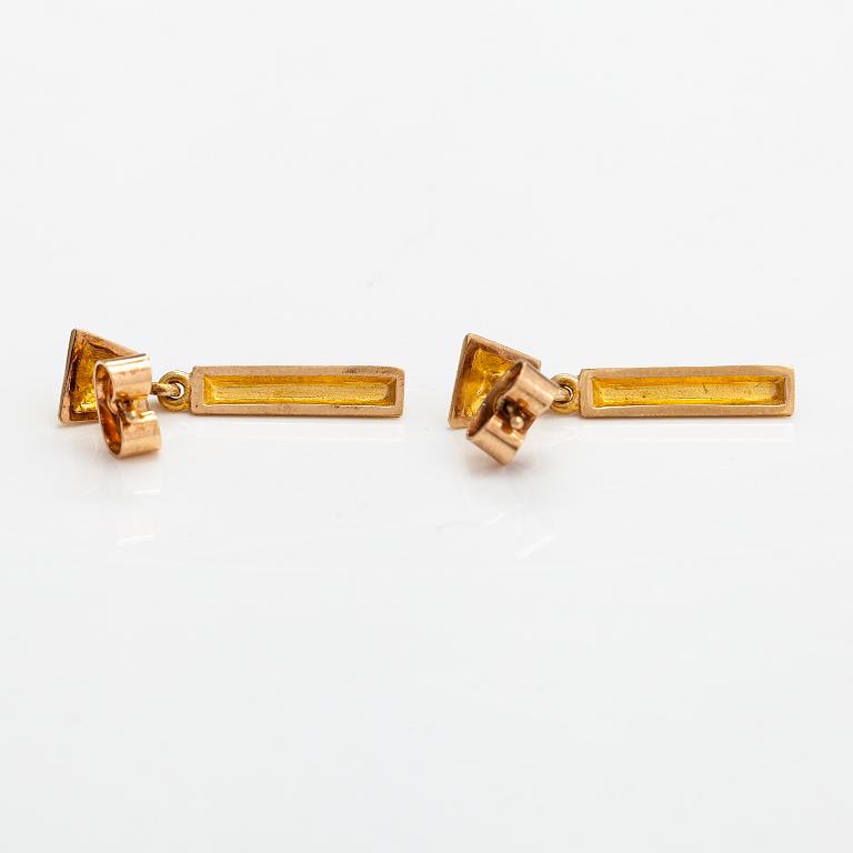 Juhani Linnovaara, A pair of 14K gold earrings "Drops". Lapponia.