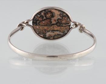 ARMRING, sterlingsilver. Vivianna Torun Bülow Hübe. Vikt 20,6 gram.