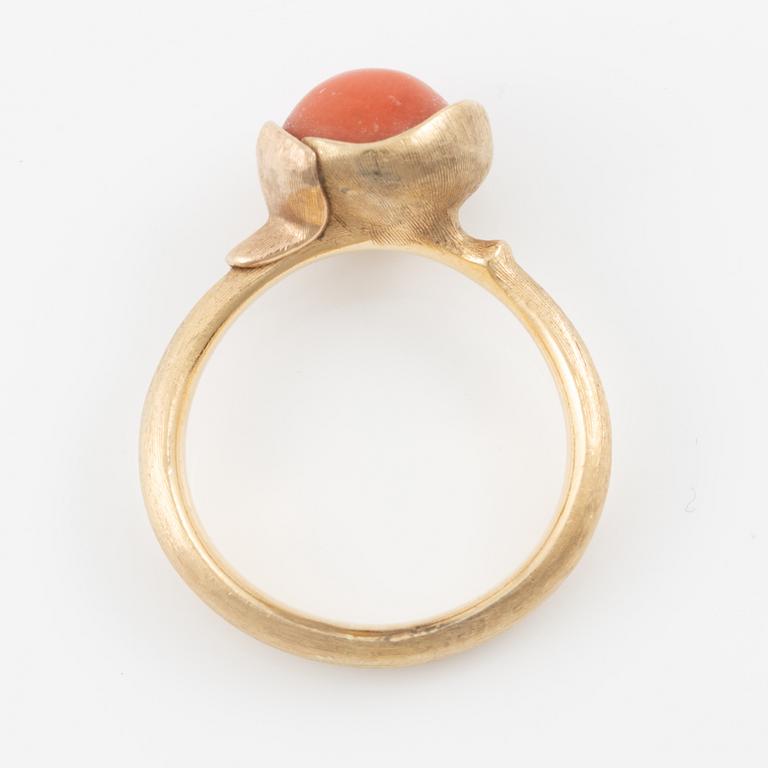 Charlotte Lynggaard, Ole Lynggaard, ring, "Lotus", 18K gold with coral.