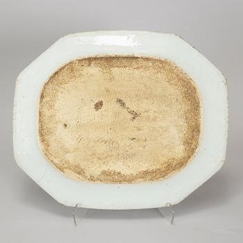 SERVERINGSFAT, kompaniporslin. Qingdynastin, Qianlong (1736-95).