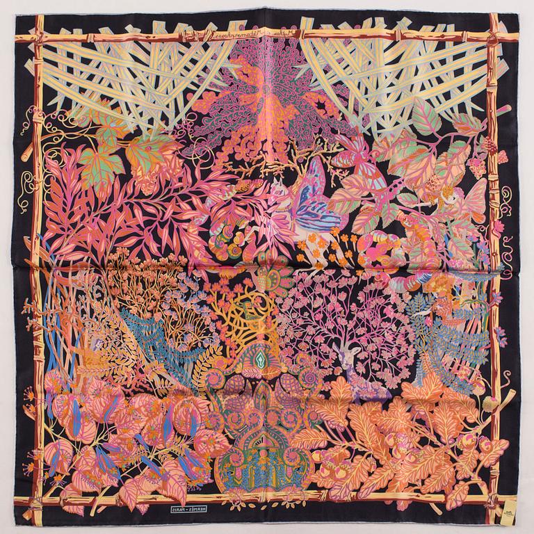 HERMÈS, scarf "Mythes et métamorphoses".