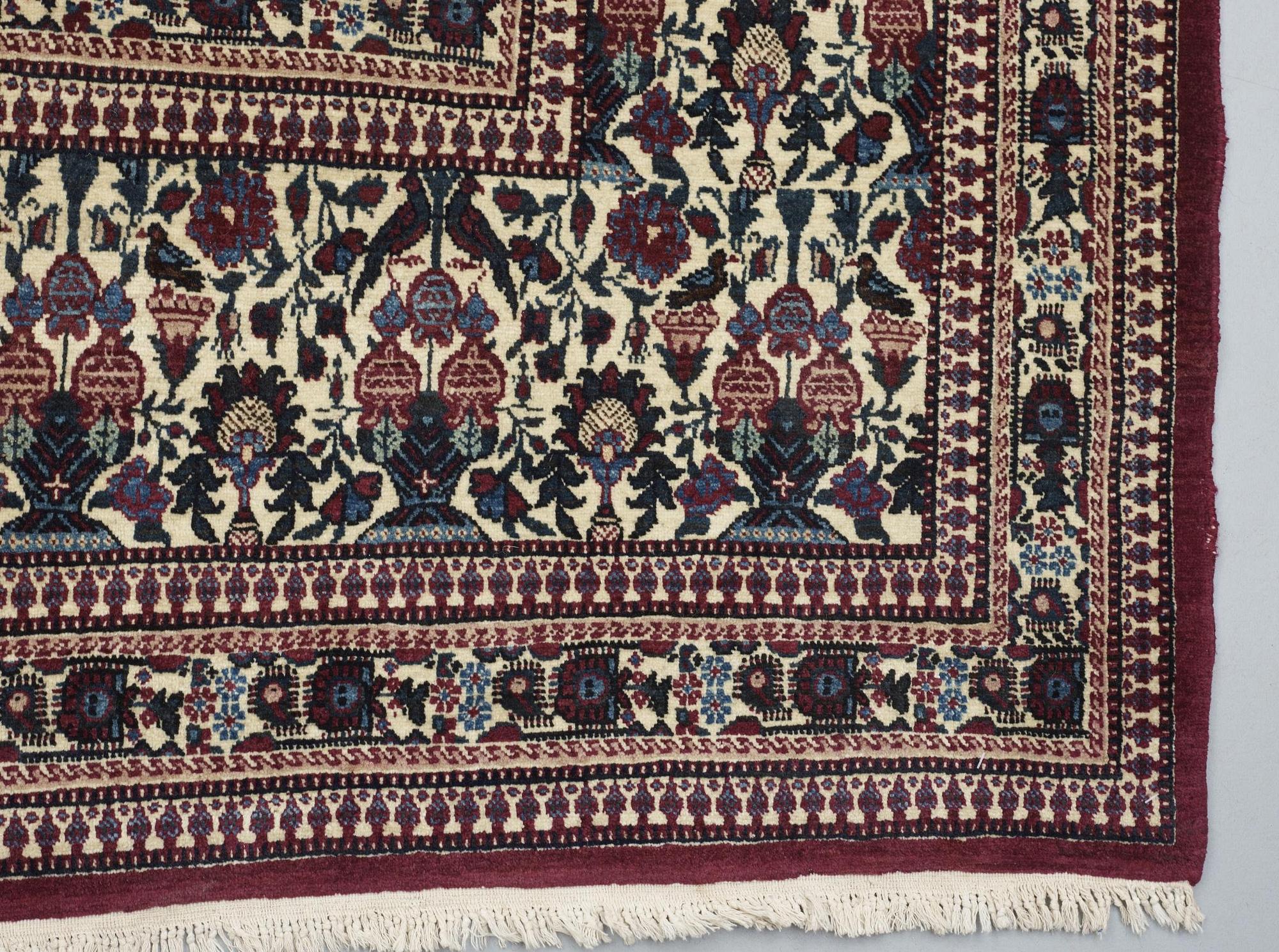 SEMI-ANTIQUE/OLD TEHERAN. 339,5 x 257,5 cm.
