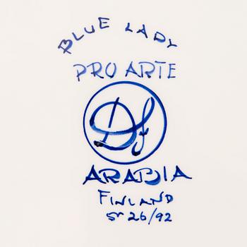 DORRIT VON FIEANDT, LAUTANEN, keramiikkaa, "Blue Lady", signeerattu DF, Pro Arte, Arabia Finland, Numeroitu 26/92.