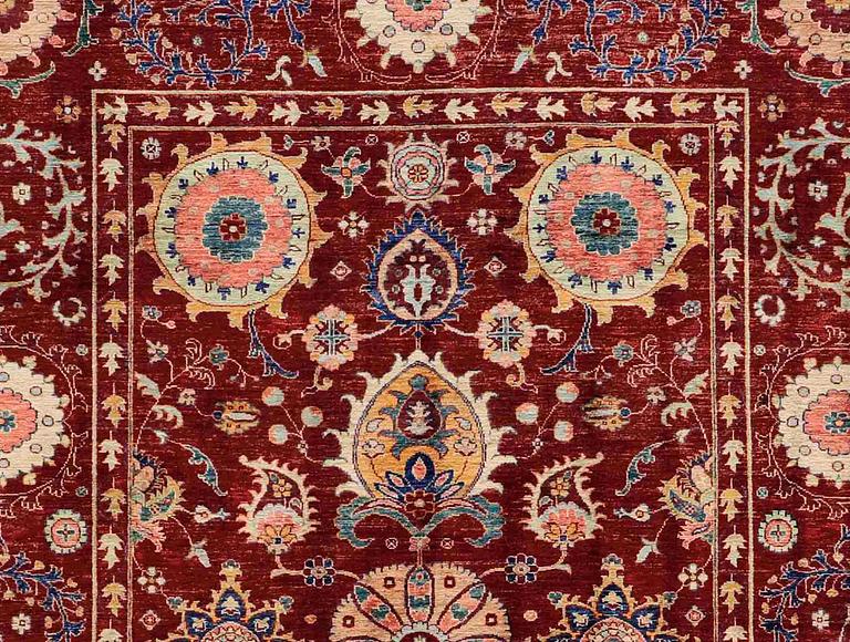 A CARPET, Ziegler design, around 300 x 210 cm.