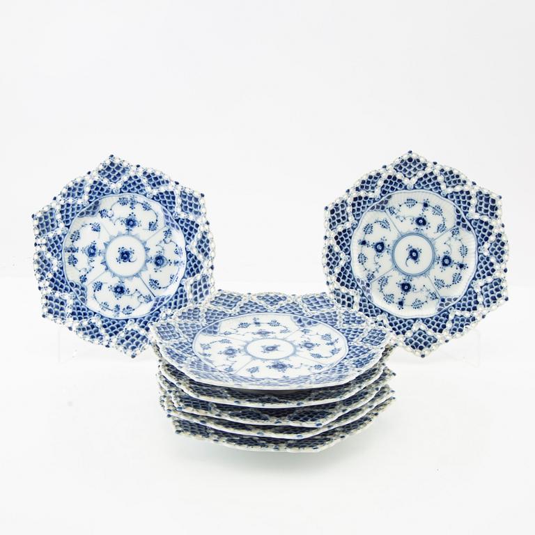 Assietter, 7 st, "Musselmalet, Helblonde", Royal Copenhagen, Danmark porsln.