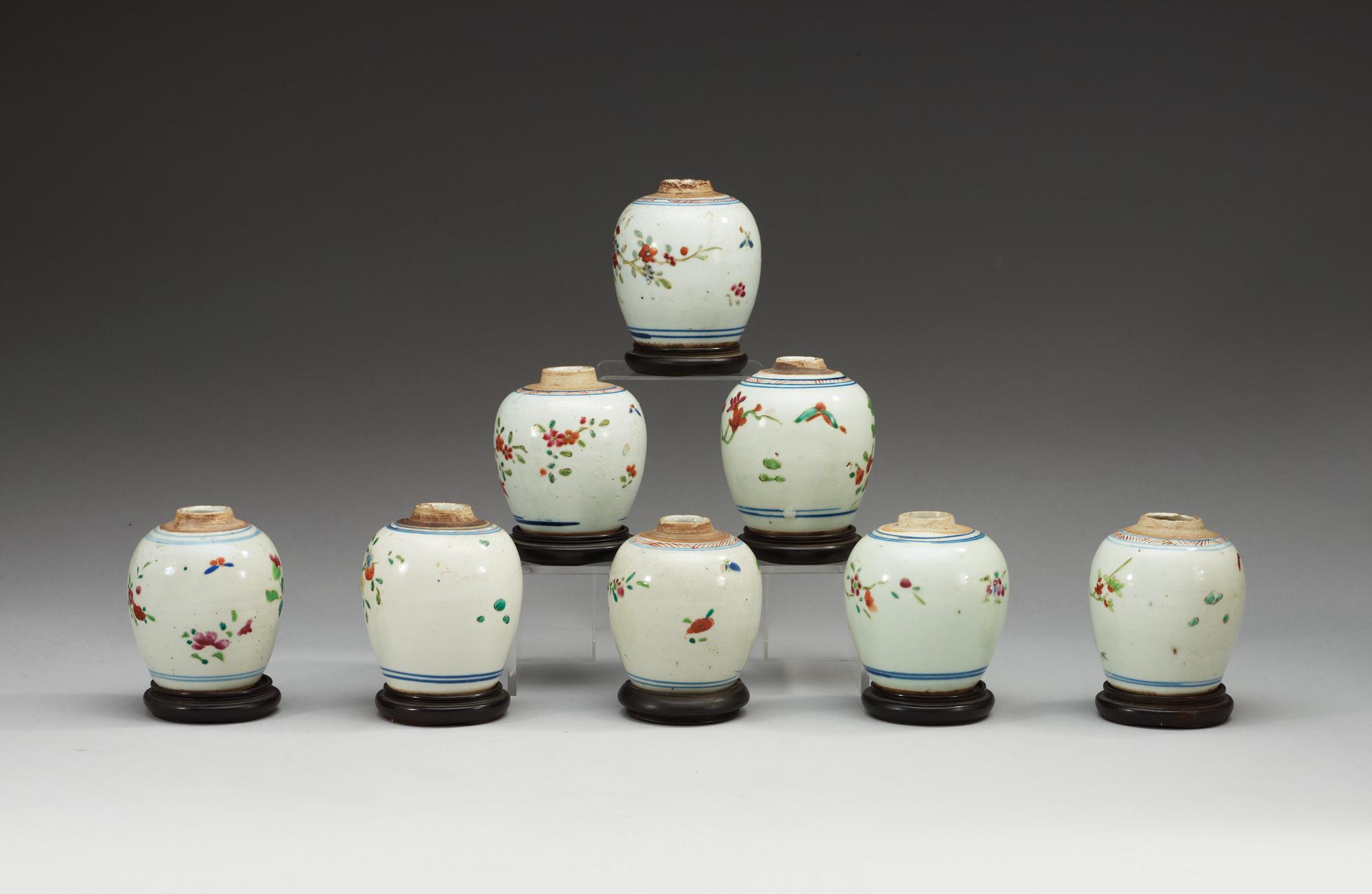 A matched set of eight famille rose tea caddys, Qing dynasty, ca 1800.